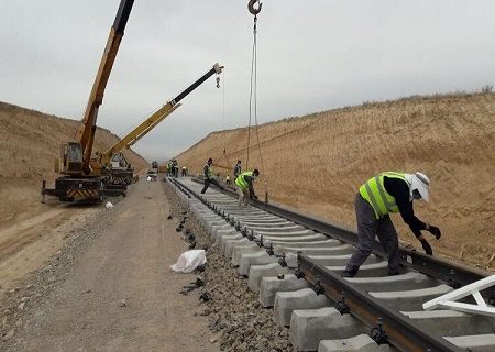 طرح راه‌آهن اردبیل- میانه در موعد مقرر آماده بهره‌برداری می‌شود