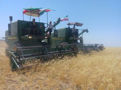استمهال تسهیلات کشاورزی در انبار غله آذربایجان‌شرقی