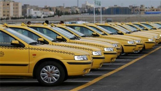 ۵۰۰ دستگاه تاکسی تحویل رانندگان داده شده است/ اتوبوسهای جدید وارد چرخه حمل و نقل می شوند