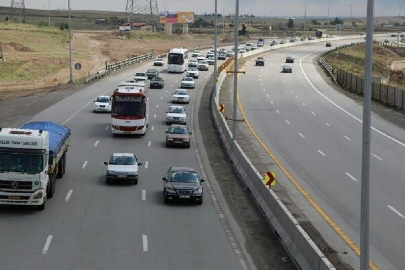 ترددهای برون شهری در محورهای آذربایجان‌شرقی ۶۵ درصد افزایش یافت