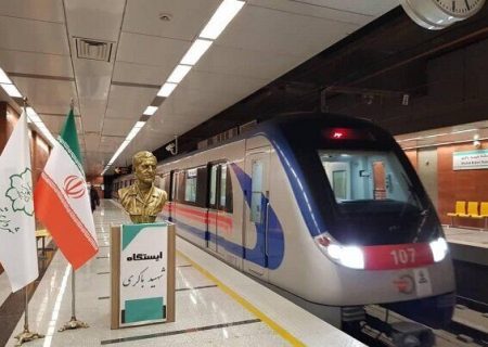 قطار شهری تبریز با رعایت دستورالعمل‌های بهداشتی خدمات‌رسانی می‌کند
