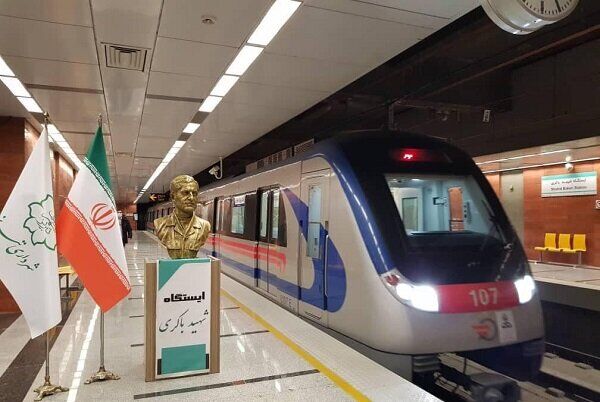 قطار شهری تبریز با رعایت دستورالعمل‌های بهداشتی خدمات‌رسانی می‌کند