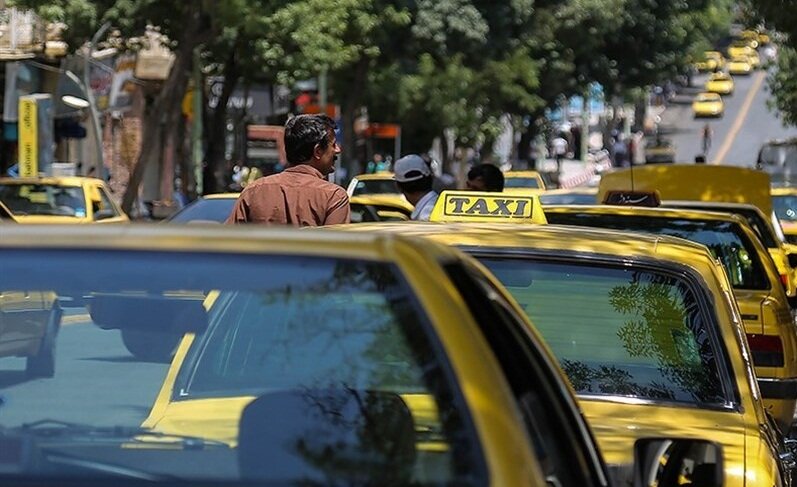 ابلاغ نرخ کرایه تاکسی در سال ۱۴۰۰ به رانندگان تاکسی های درون شهری