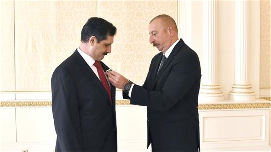 علی‌اف به سفیر ترکیه در باکو «نشان دوستی» اعطا کرد