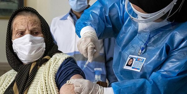 ۴۰ درصد افراد بالای ۸۰ سال آذربایجان شرقی واکسن کرونا دریافت کردند