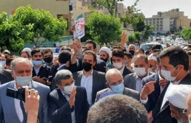 درگیری طرفداران احمدی‌نژاد با کارمندان وزارت کشور (فیلم)
