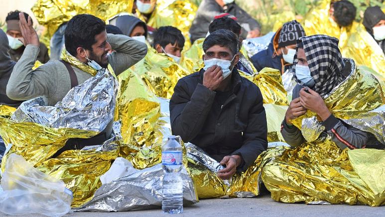 هجوم مهاجران غیرقانونی به اروپا با کاهش همه‌گیری کرونا