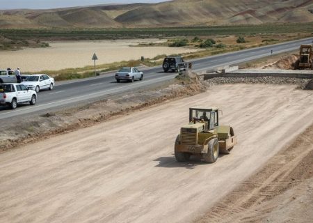 بزرگراه اهر- تبریز تا پایان تابستان تکمیل می‌شود