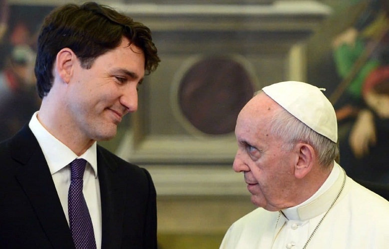کانادا تقصیر گورهای جمعی را گردن واتیکان انداخت؛ «پاپ باید غذرخواهی کند»