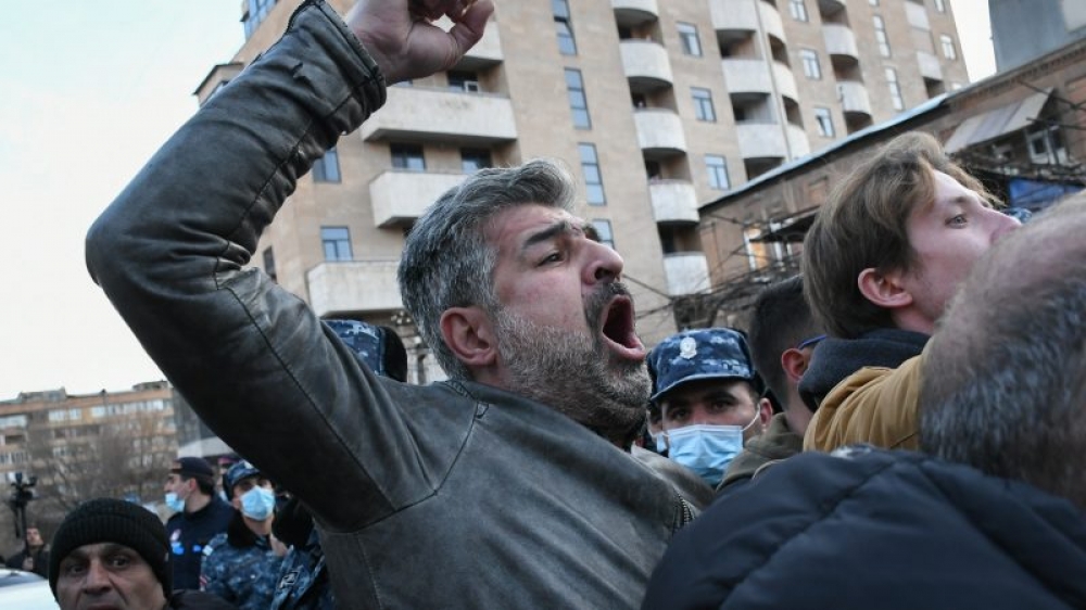 وقوع اتفافات مکرر شرم آور در طول مبارزات انتخاباتی پارلمان در ارمنستان