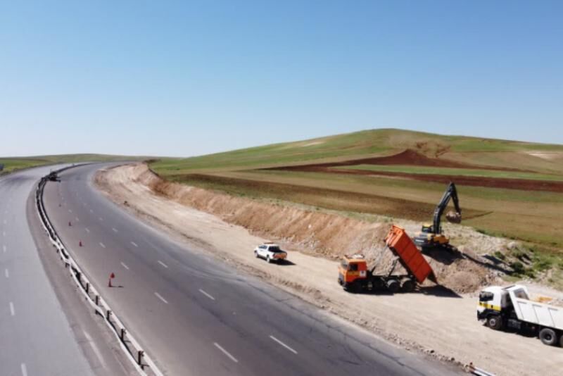طرح ایمن‌سازی ۱۲ جاده آذربایجان‌شرقی در حال انجام است