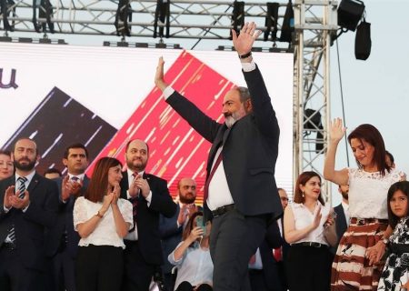 پیروزی «پاشینیان» در انتخابات ارمنستان تأیید شد