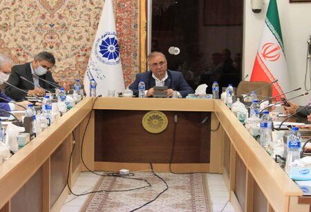 انتقاد از نبود قانون ثبت کنسرسیوم‌های صادراتی در آذربایجان‌شرقی