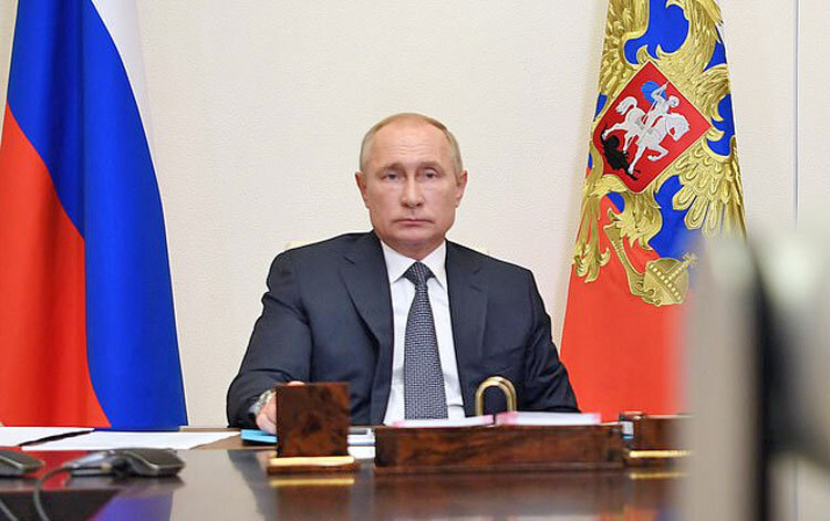 ولادیمیر پوتین رئیس جمهور روسیه:همه باید بدانند که تنها راه حل مشکل قره باغ اجرای مو به موی توافق نامه سه جانبه  است.