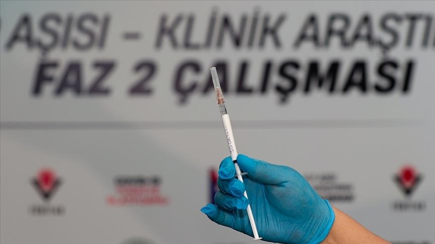 آغاز واکسیناسیون آزمایشی دوز دوم واکسن بومی ترکیه