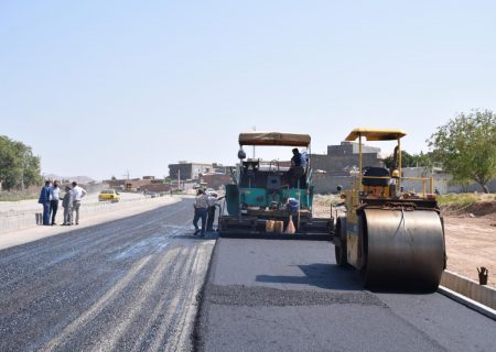 بهسازی و روکش آسفالت ۱۴ جاده آذربایجان‌شرقی در حال اجرا است