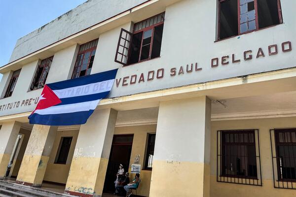 کوبا واکسیناسیون کودکان برای بازگشایی مدارس در بحبوحه شیوع کرونا را آغاز کرد