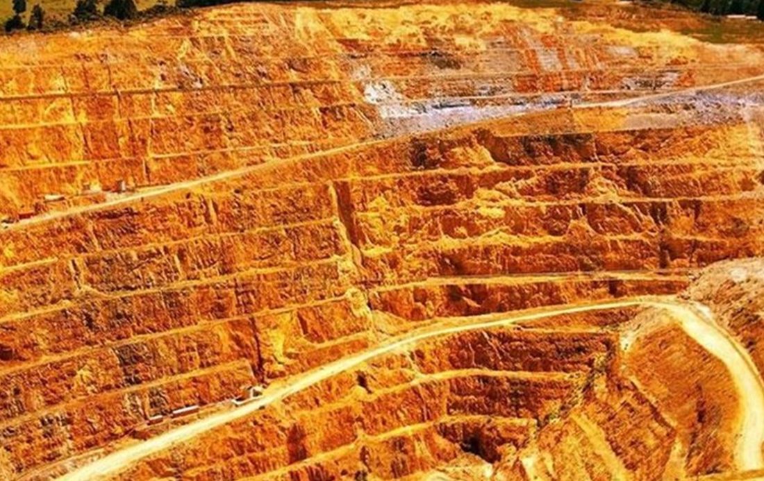 آلودگی های آب، خاک و هوا به فلزات سنگین، ارمغان معدن کاوی مس در آذربایجان / ۲۳۰ هزار اصله درخت، قربانی بهره برداری از یک معدن 