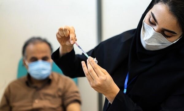 واکسیناسیون کرونایی ۷۰ درصد از جمعیت بالای ۱۵ سال آذربایجان شرقی