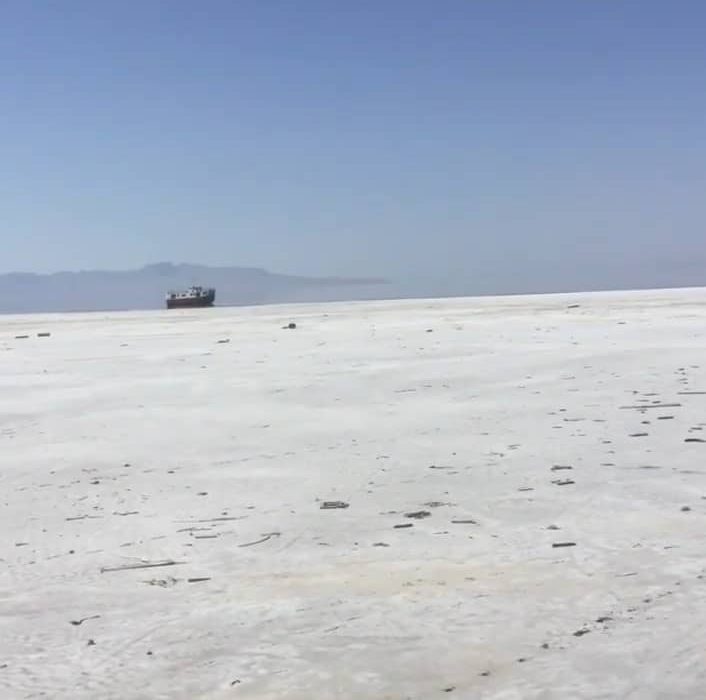 خشک شدن کامل دریاچه ارومیه تا تابستان