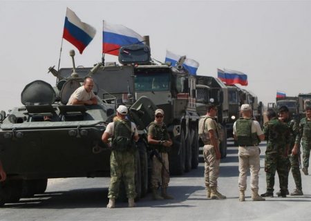 روسیه در حال پیاده سازی نیرو و تجهیزات است
