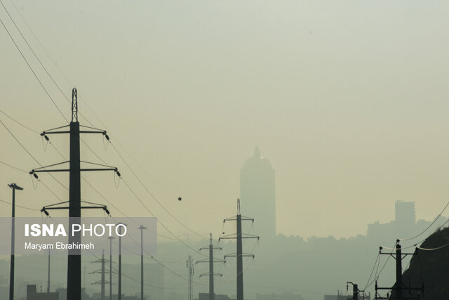 کاهش دما و مازوت نیروگاه، عامل اصلی آلودگی هوای کلانشهر تبریز است