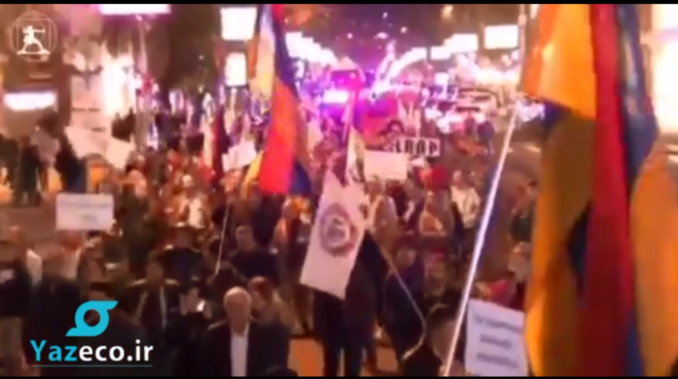 راهپیمایی در خیابانهای ایروان با شعارهایی علیه پوتین و روسیه