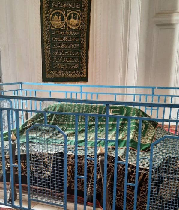 مقبره سلطان محمود غزنوی در افغانستان