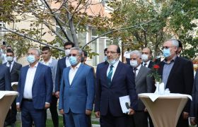 حضور فرماندار تبریز و رئیس اتاق بازرگانی تبریز در مراسم روز استقلال جمهوری ترکیه