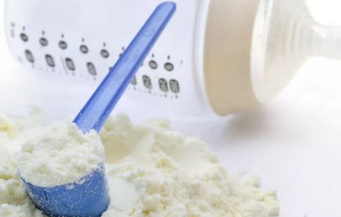 مواد اولیه شیرخشک همچنان در گمرکات مانده / مصرف سالیانه ۳۵ میلیون عدد شیرخشک نوزاد در کشور