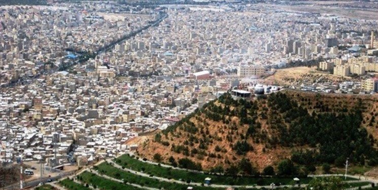 شهر تبریز از استانداردهای جهانی و حتی ملی عقب است / نگرش مدیران شهری همسو با توسعه پایدار نیست