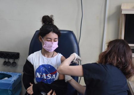 آمار واکسیناسیون دو دوز علیه کووید-۱۹ در ترکیه از ۸۰ درصد فراتر رفته است