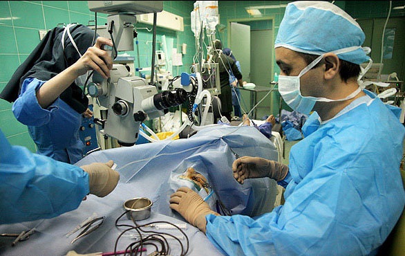 چشم‌پزشکان خیر ۶۱ بیمار شهرستان ورزقان را جراحی کردند