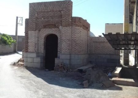 حفاظت و مرمت سر درب و سربینه حمام تاریخی شیشوان عجب‌شیر