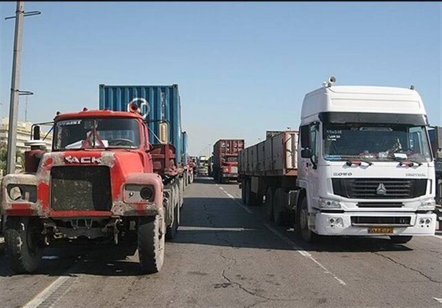 رشد ۱۰۹ درصدی تردد ناوگان باری از پایانه های مرزی آذربایجان غربی