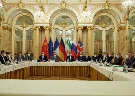 اتحادیه اروپا، روسیه و ایران به از سرگیری مذاکرات هسته ای پس از وقفه ۵ ماهه، خوش بین هستند
