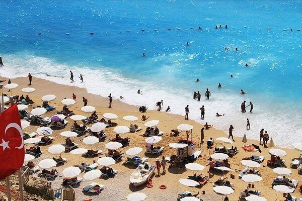 ترکیه انتظار دارد در سال ۲۰۲۱ درآمد گردشگری اش را به ۲۲ میلیارد دلار برساند
