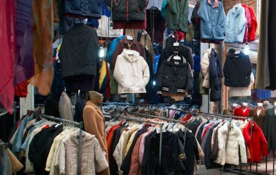 رونق فروش لباس دست دوم در ارومیه/ رئیس اتحادیه پوشاک ارومیه: لباس‌ها نو است، به نام دست دوم به فروش می رسد