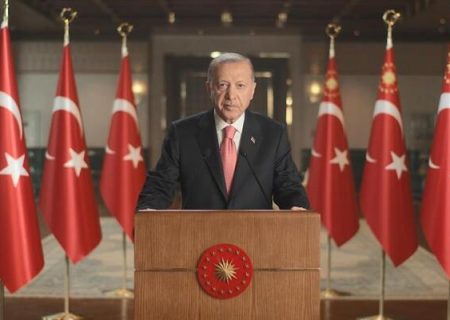 اردوغان تاکید کرد: شبکه های اجتماعی به یک تهدید دموکراسی تبدیل شده اند