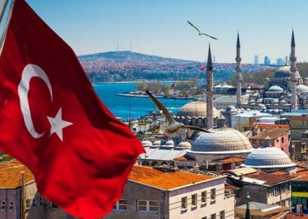 “درآمد گردشگری ترکیه از یک استان” ۲ برابر درآمد نفتی ایران