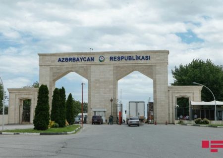 رئیس گمرک آذربایجان درباره گشایش پایانه مرزی جدید بین ایران و آذربایجان صحبت کرد