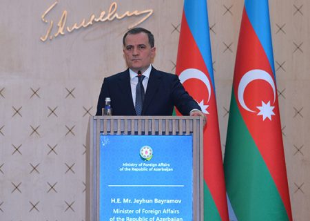 وزیر امور خارجه آذربایجان از اجرای پروژه های جدید با ایران صحبت کرد