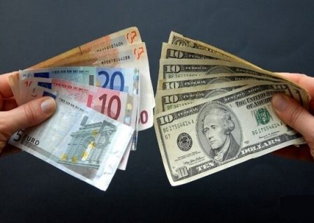 دلار آرام، یورو در نوسان