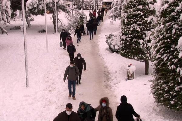 برف بازی با بهار در آذربایجان شرقی/ بارش برف در مرند به ۲۴ میلی‌متر رسید