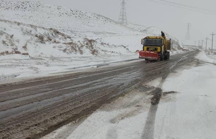 هشدار یخبندان و لغزندگی جاده‌های آذربایجان شرقی