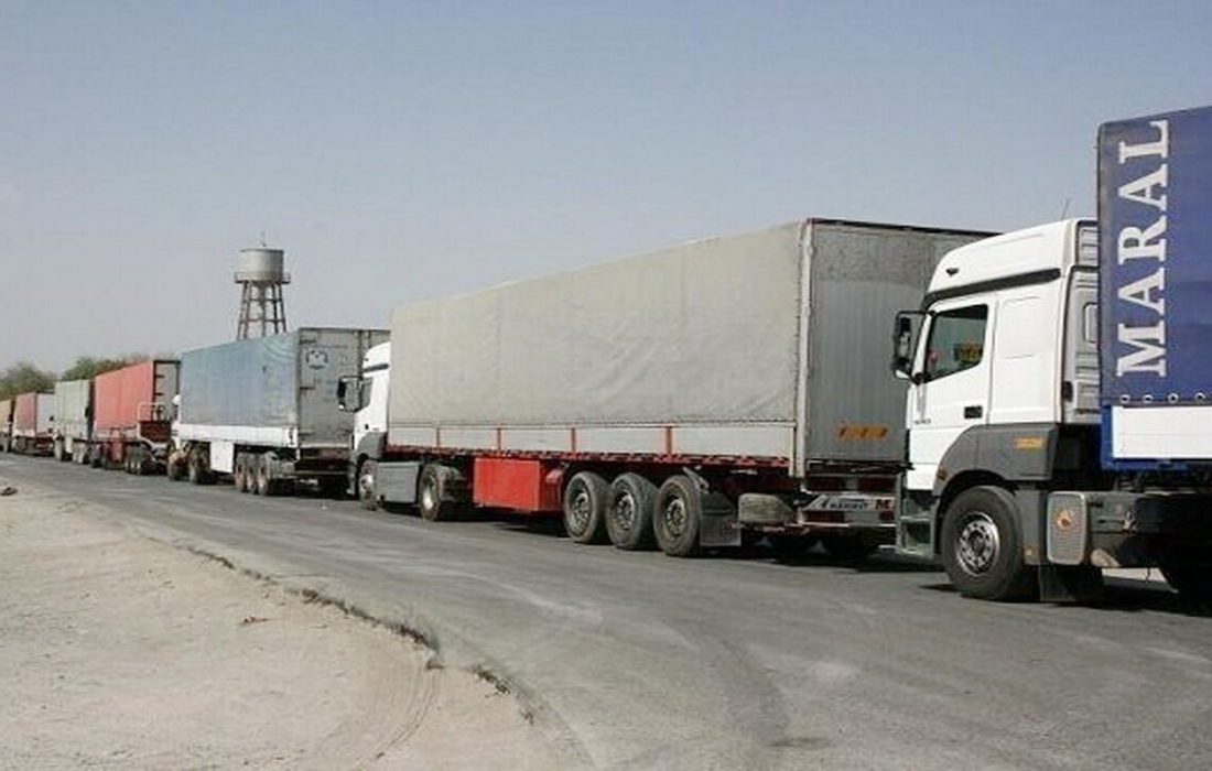 تردد ۱۳۵ هزار دستگاه کامیون تا پایان بهمن از مرز تمرچین