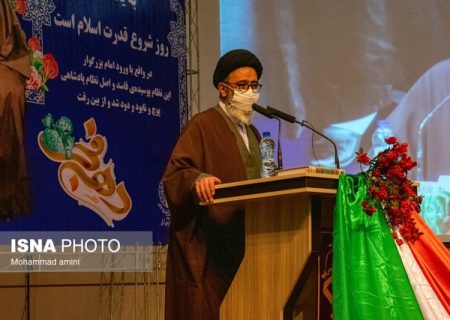 حل مشکلات مردم مهم‌ترین آرمان انقلاب اسلامی است