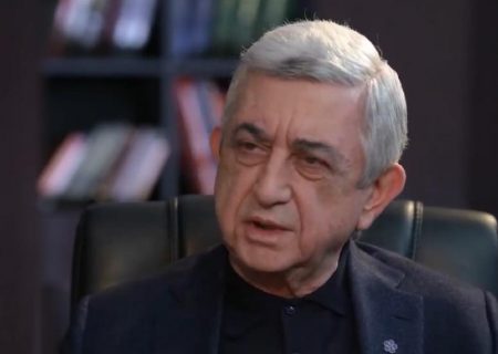 چه چیزی باعث بروز جنگ آوریل ۲۰۱۶ شد و مقامات فعلی ارمنستان با رئیس جمهور سوم این کشور چه توافقی دارند؟