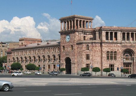 تعدادی از نمایندگان مجلس ملی آذربایجان راهی ارمنستان شدند
