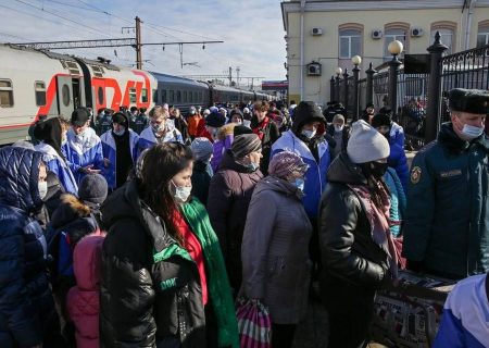 اوکراین؛کشته شدن ۳ نفر در دونباس/ ۶۱ هزار نفر وارد روسیه شدند